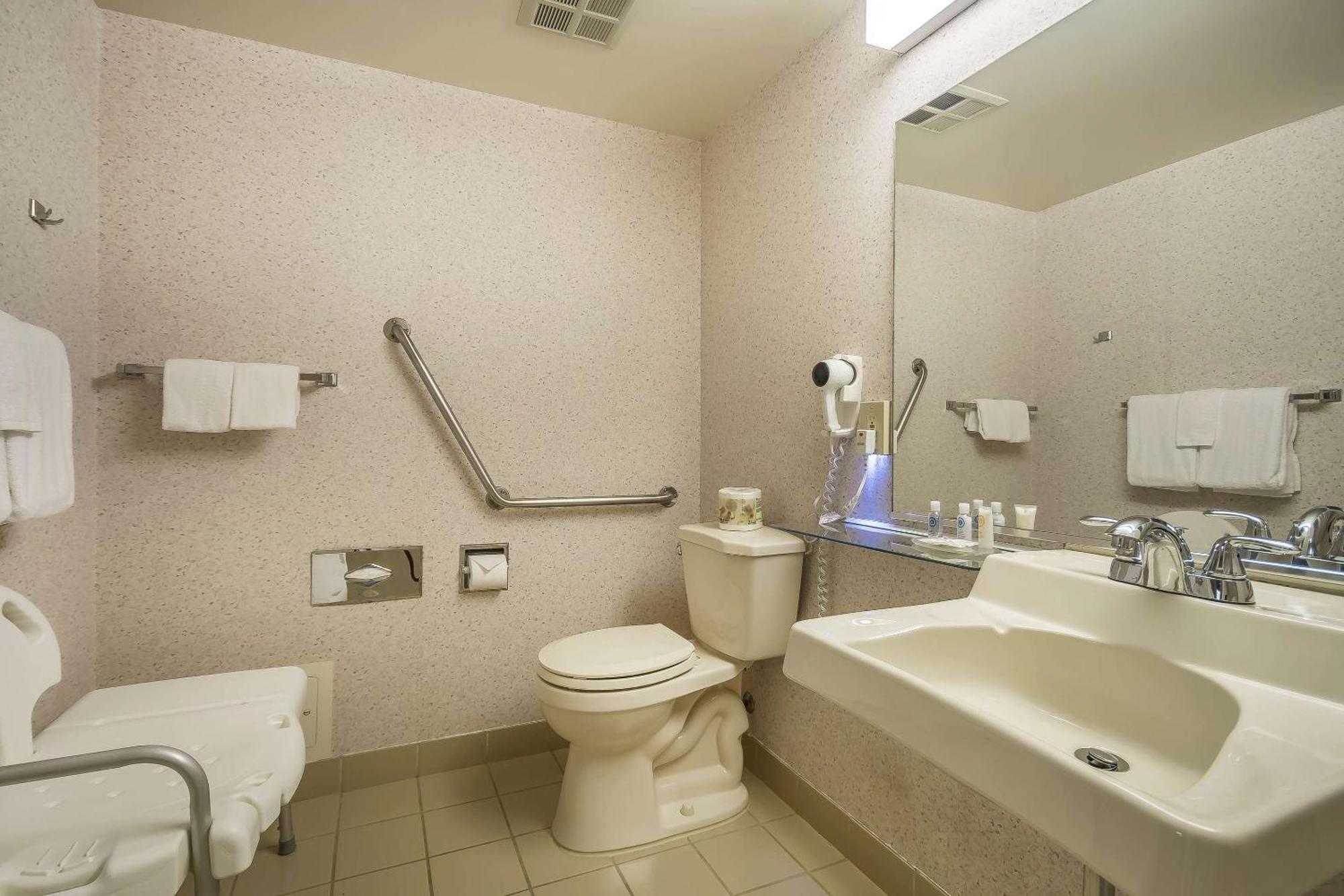 Comfort Inn Chilliwack Buitenkant foto